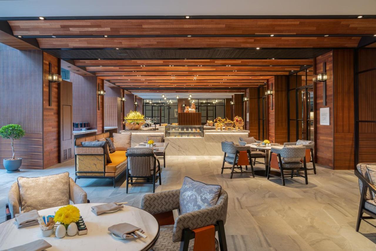 Hotel Hyatt Regency Phnom Penh Esterno foto