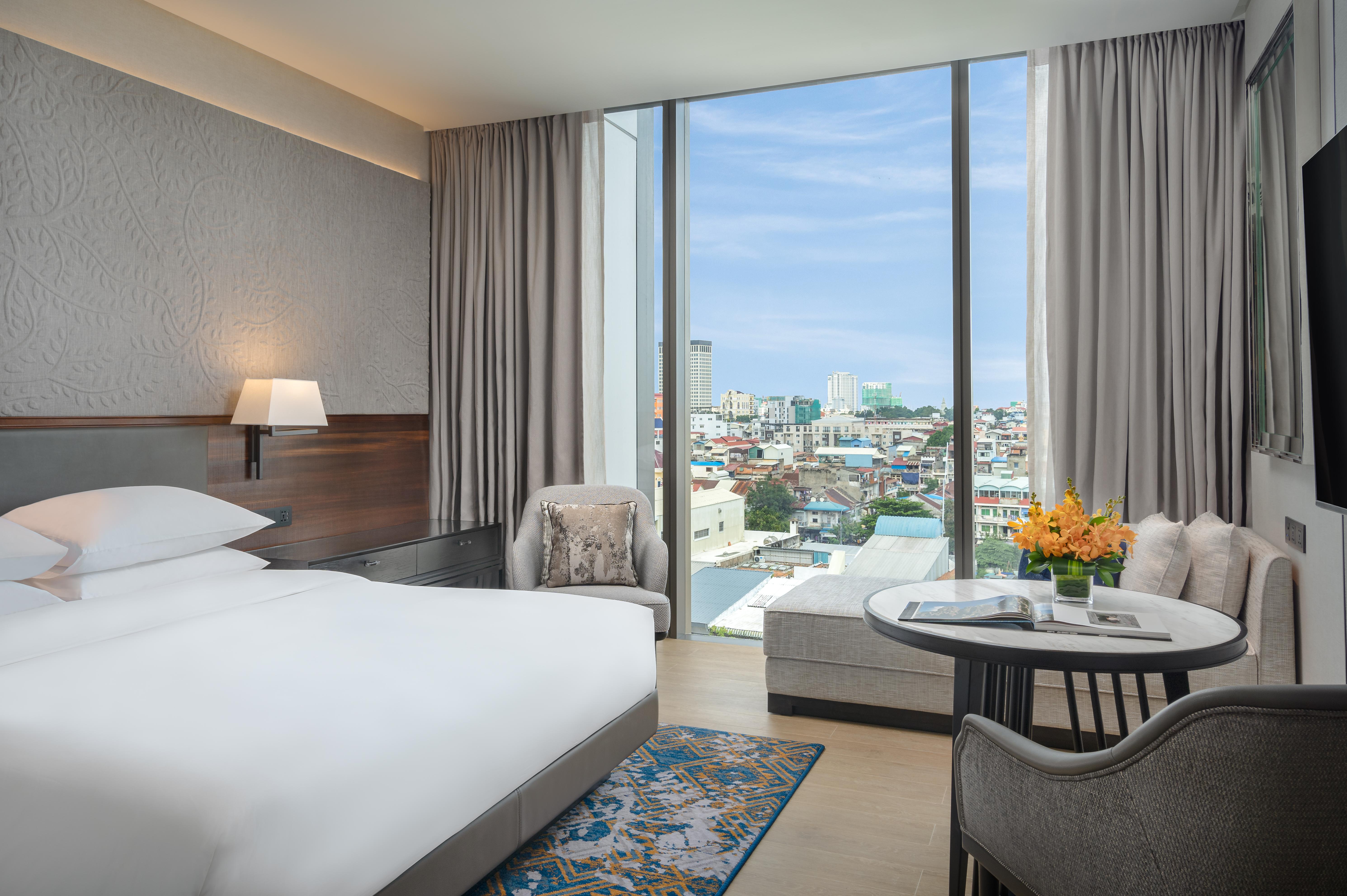 Hotel Hyatt Regency Phnom Penh Esterno foto