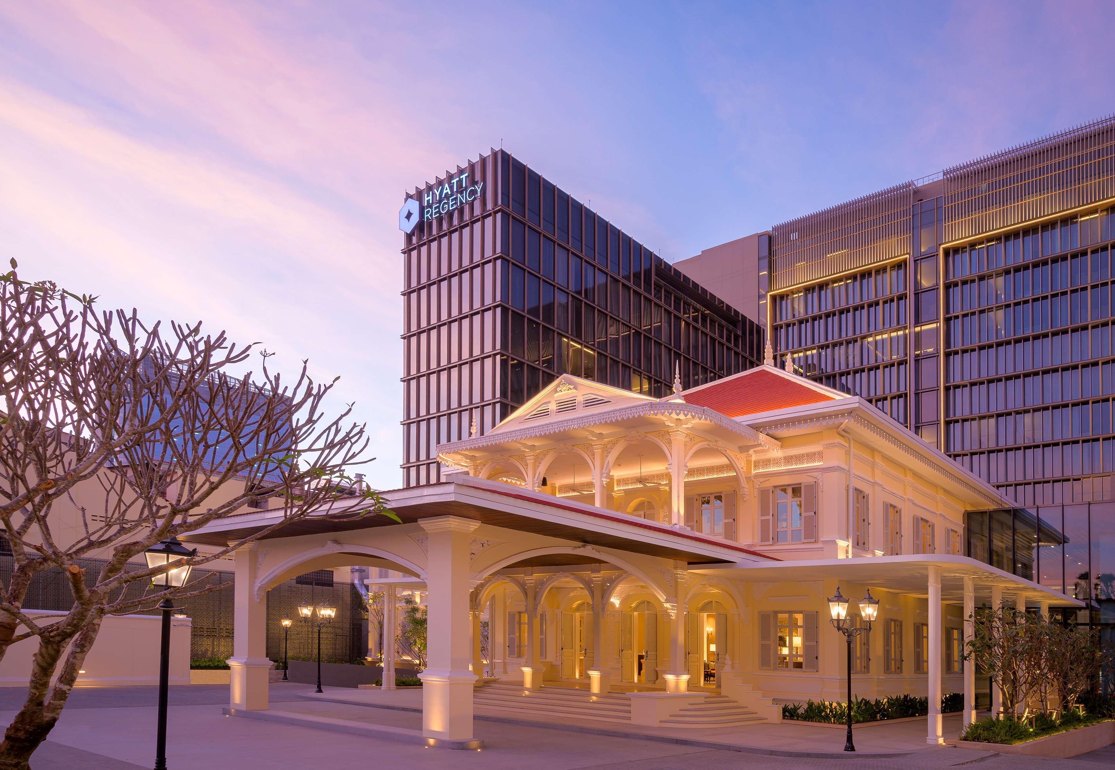 Hotel Hyatt Regency Phnom Penh Esterno foto