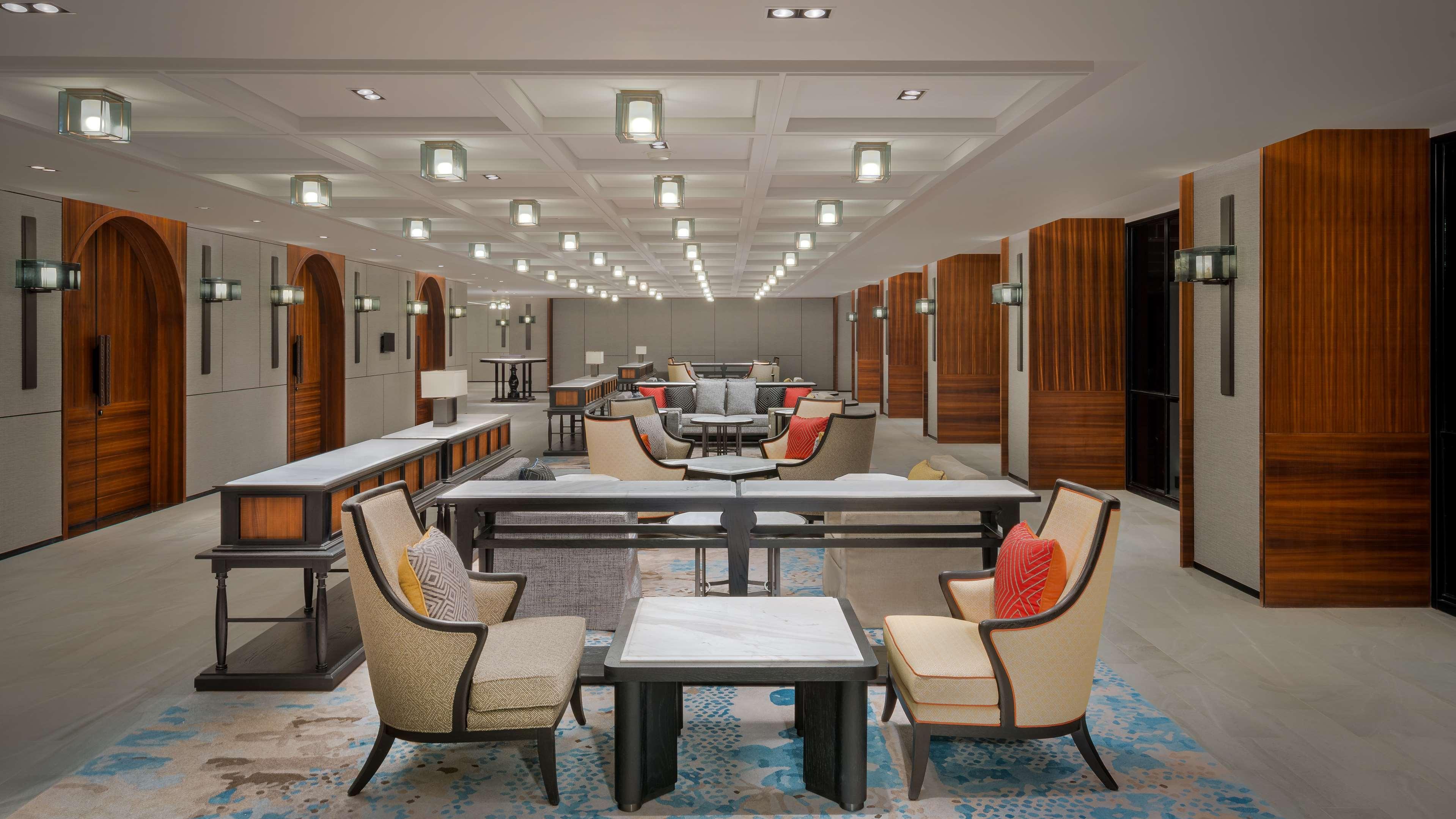 Hotel Hyatt Regency Phnom Penh Esterno foto